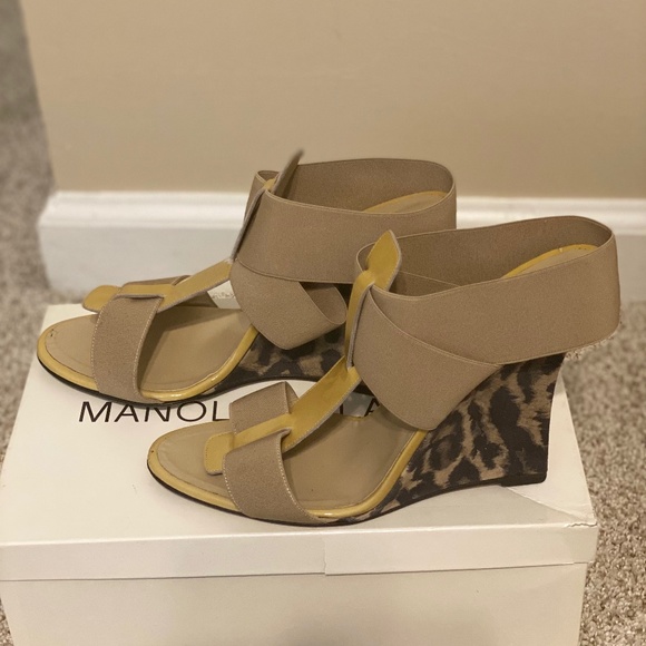 Manolo Blahnik Shoes - Manolo Blahnik nude/leopard sandals 40